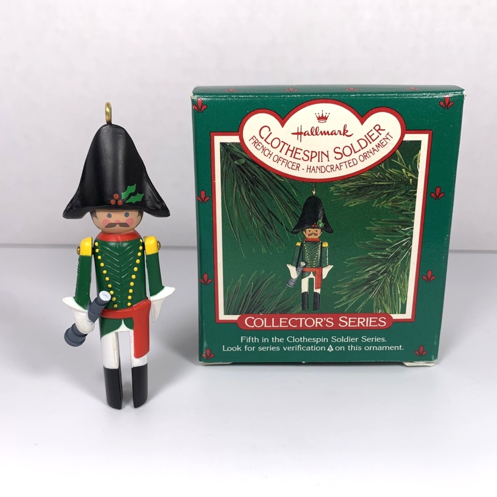 Hallmark 1986 Vintage Ornament Clothespin Soldier French Officer 5th in Series